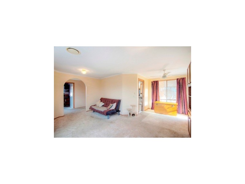 15 Katrina Clse, Hallam VIC 3803