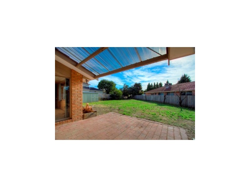 15 Katrina Clse, Hallam VIC 3803