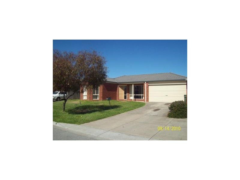 39 Strabane Way, Hampton Park VIC 3976