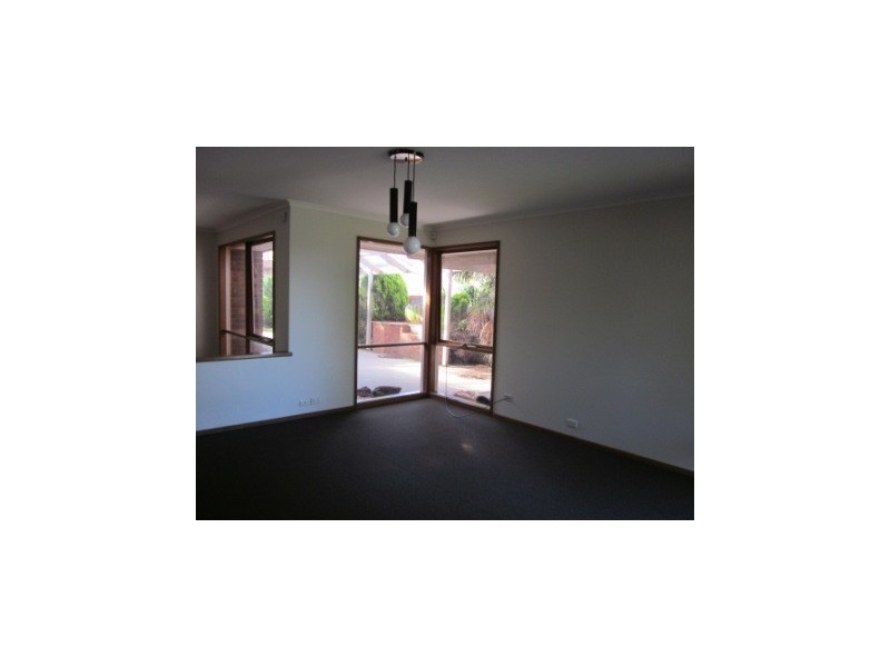 5 Greenhill Rise, Hampton Park VIC 3976