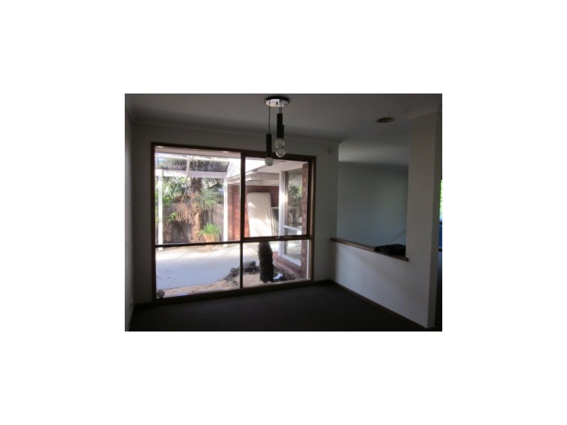 5 Greenhill Rise, Hampton Park VIC 3976