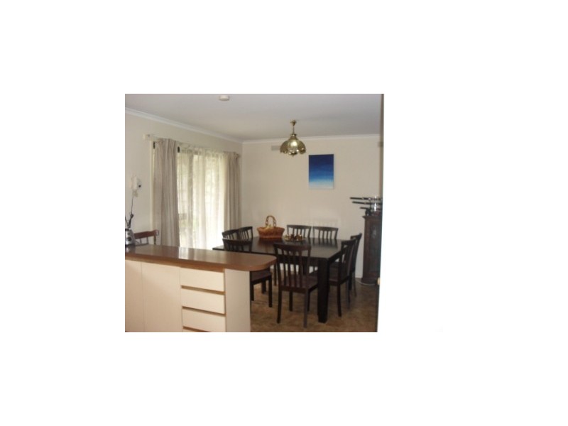 69 Loch Rd, Dandenong North VIC 3175