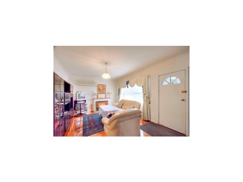 1 Claret St, Doveton VIC 3177