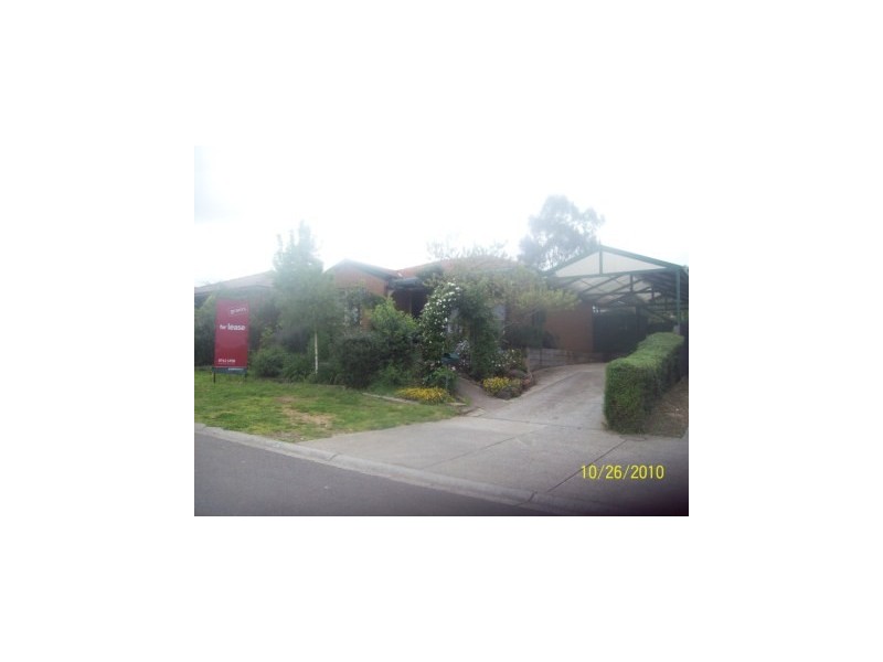 10 Edith Rise, Hampton Park VIC 3976