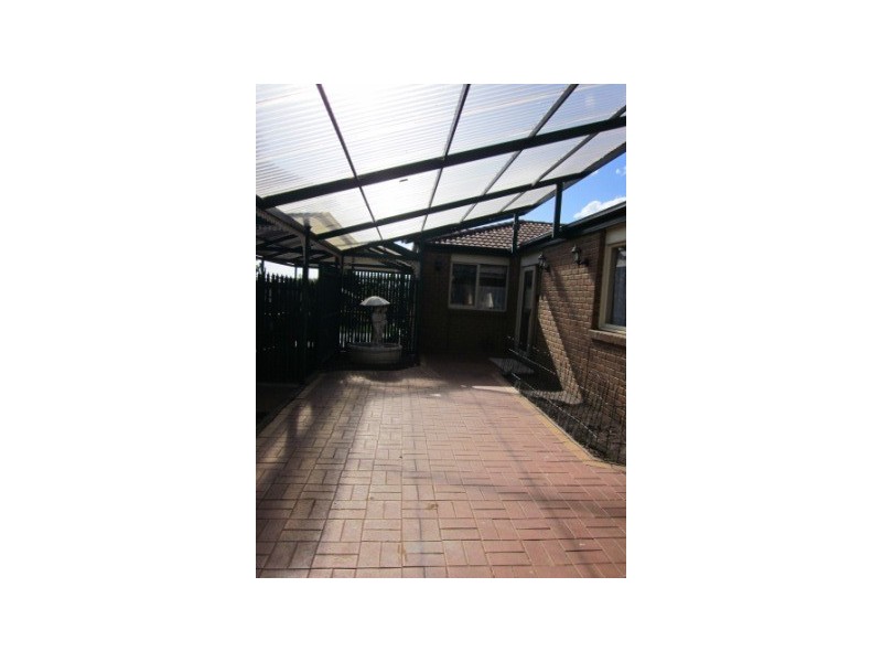 10 Edith Rise, Hampton Park VIC 3976