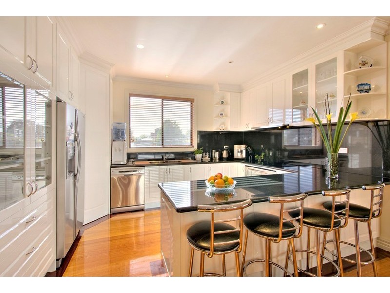 6 The Rise, Narre Warren VIC 3805