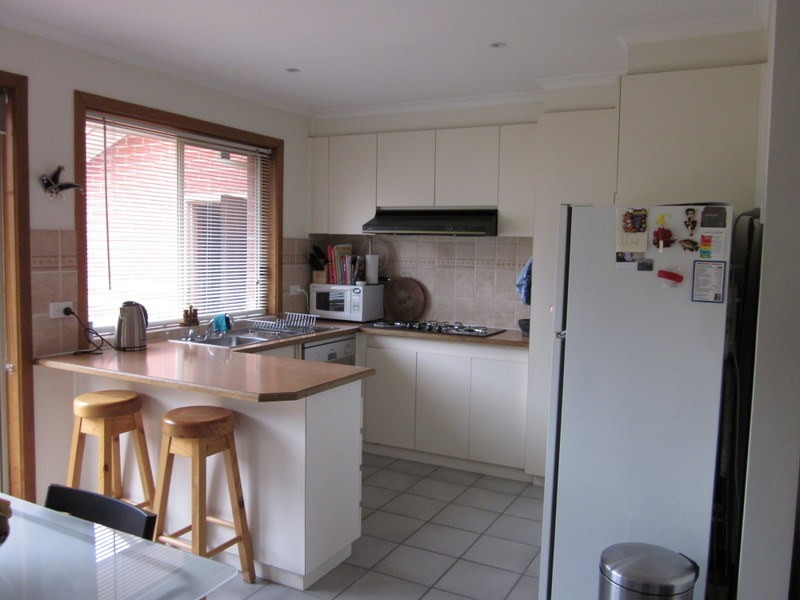 17/8-10 Belgrave Hallam Rd, Hallam VIC 3803