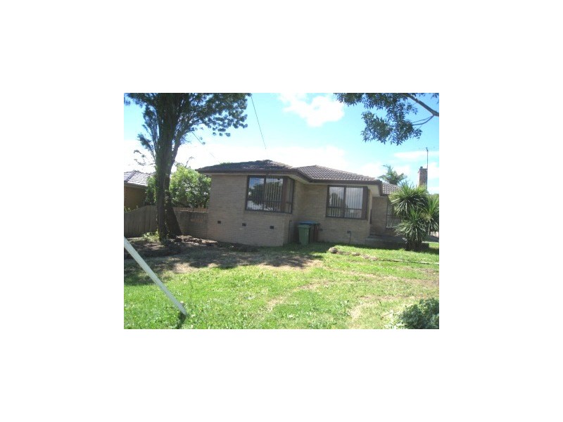 16 Alexander St, Hallam VIC 3803