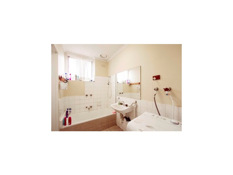 16/5-7 Potter St, Dandenong VIC 3175