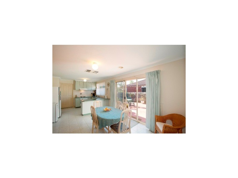 7  Pauline Crt, Hallam VIC 3803