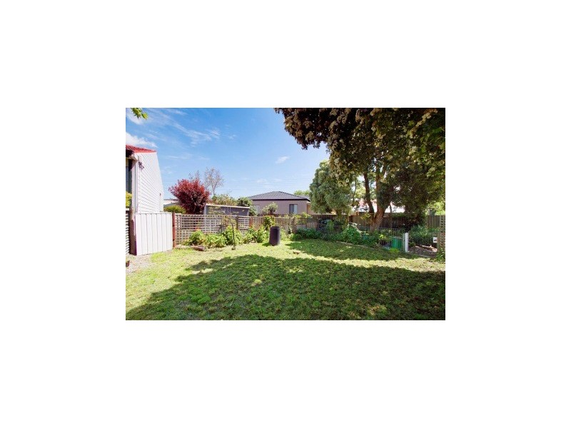 19 Lacebark St, Doveton VIC 3177