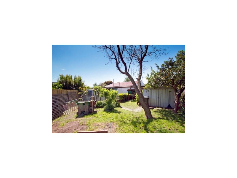 19 Lacebark St, Doveton VIC 3177