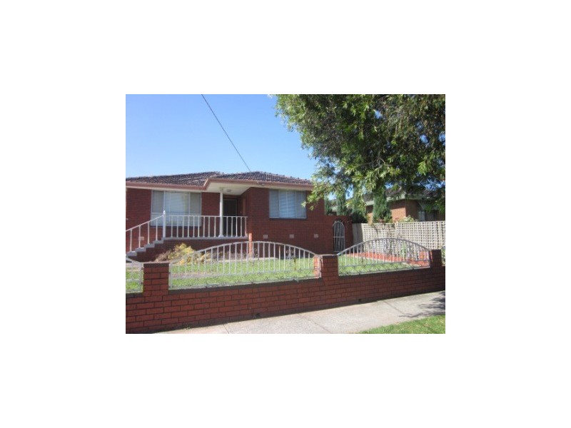 75 McFees Rd, Dandenong VIC 3175