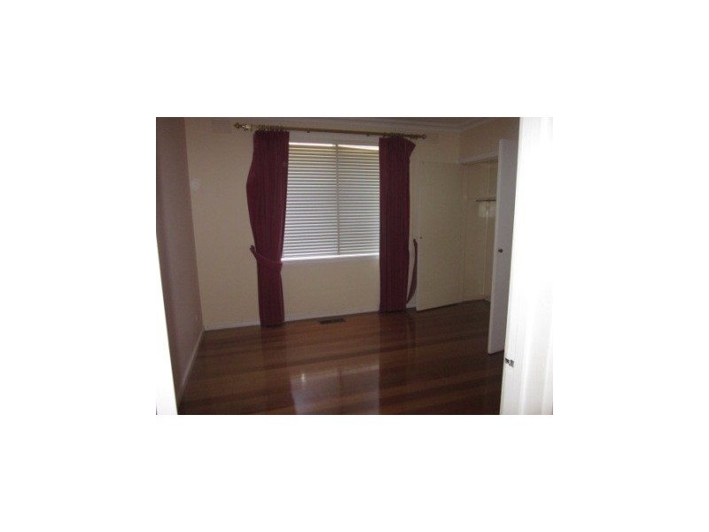 75 McFees Rd, Dandenong VIC 3175