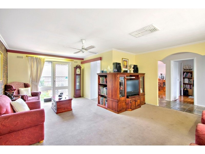 80 James Cook Drive, Endeavour Hills VIC 3802