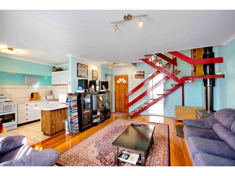 8/24 Rodd Street, Dandenong VIC 3175