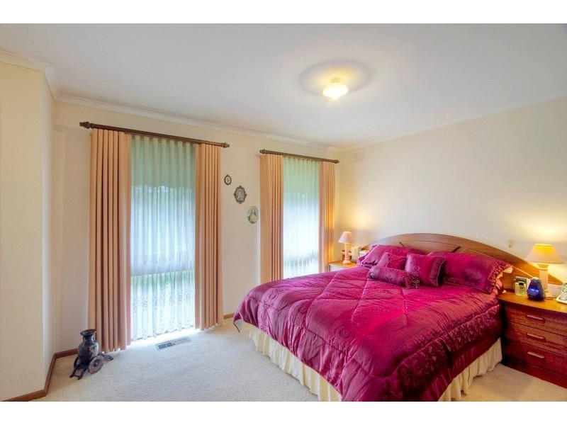 10 Nash Court, Endeavour Hills VIC 3802