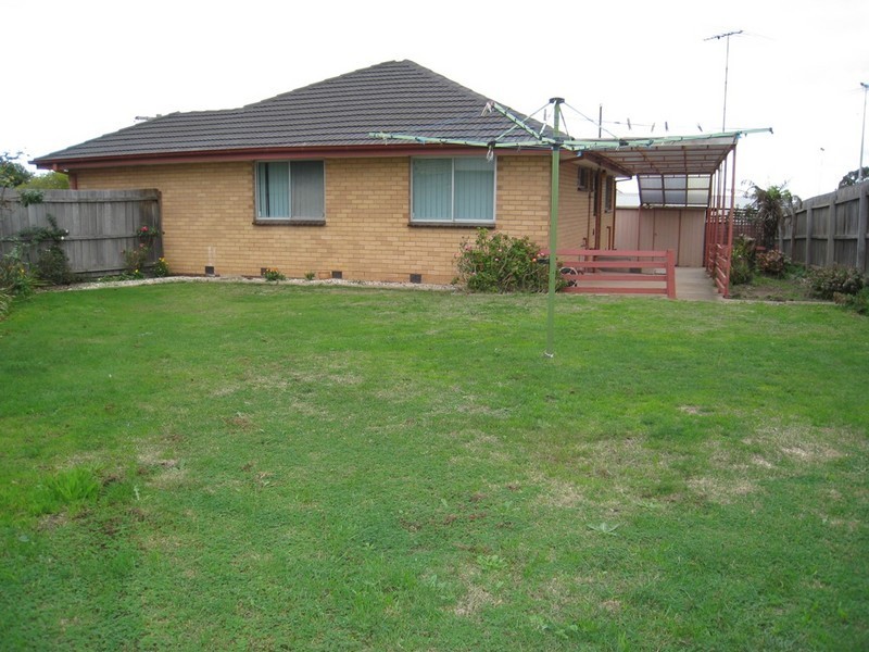 6 Juliet Court, Dandenong North VIC 3175