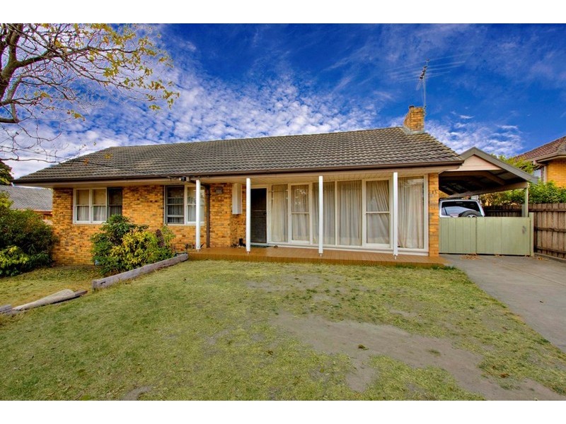 13 Rylands Road, Dandenong VIC 3175