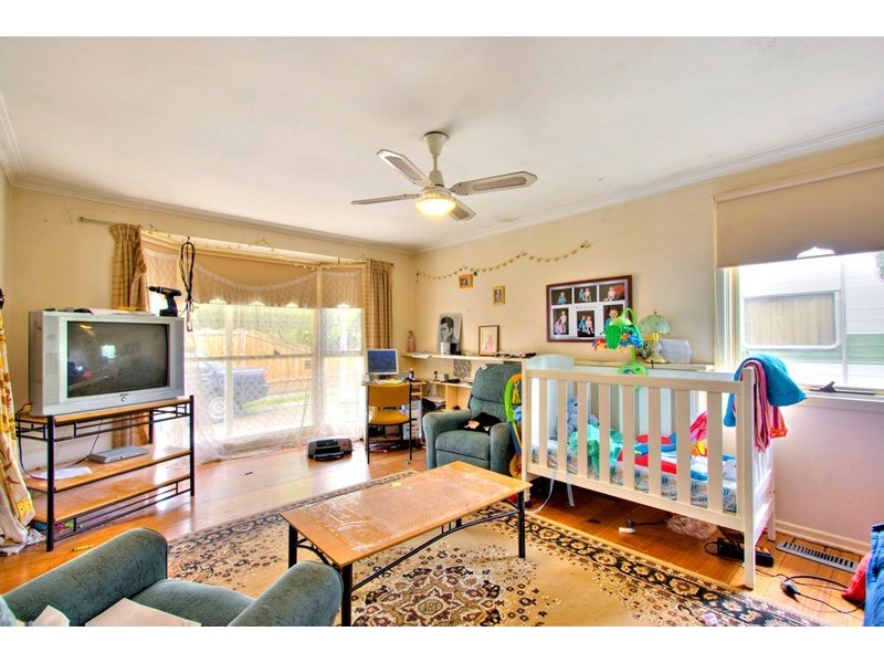 52 Shalimar Crescent, Dandenong North VIC 3175