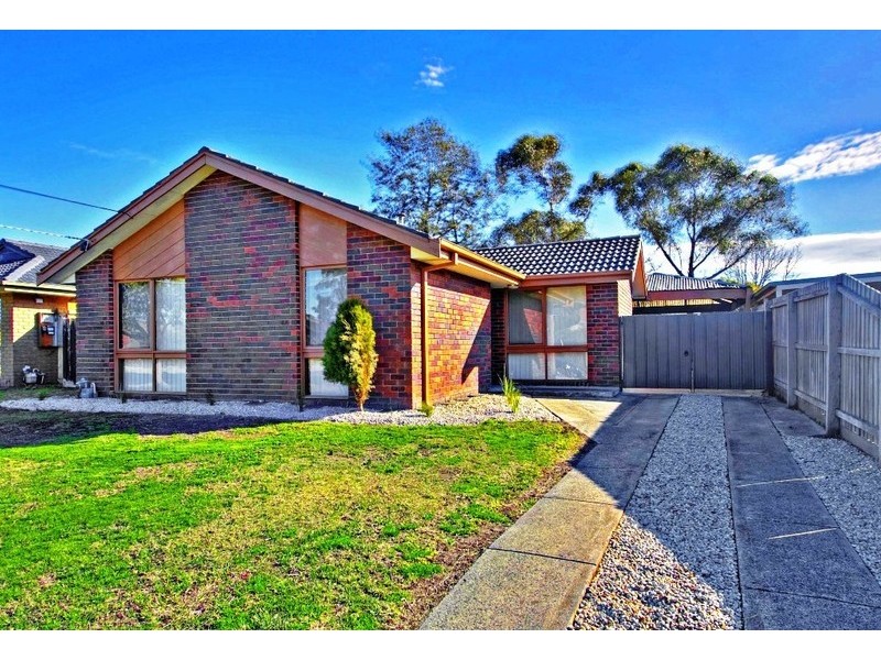 24 Simpson Drive, Dandenong North VIC 3175