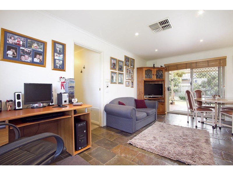 3 McKenry Place, Dandenong North VIC 3175