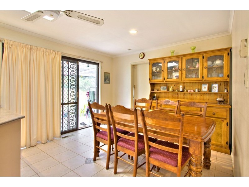 12 Rearden Close, Endeavour Hills VIC 3802