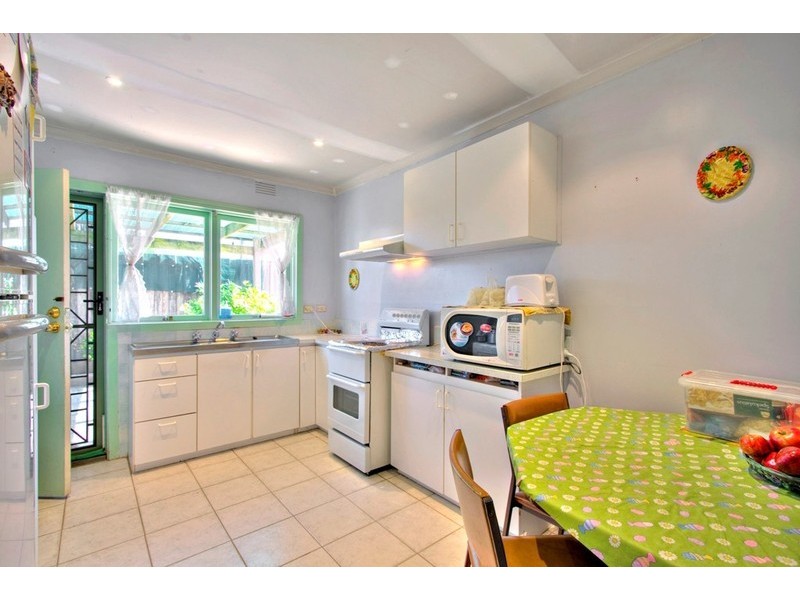 2/99 Kirkham Road, Dandenong VIC 3175