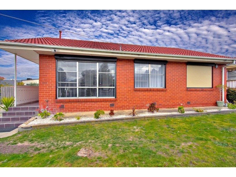 18 Sylvia Street, Dandenong North VIC 3175