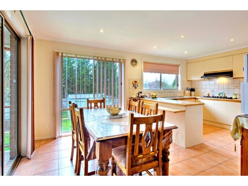 3 Kassan Gardens, Endeavour Hills VIC 3802