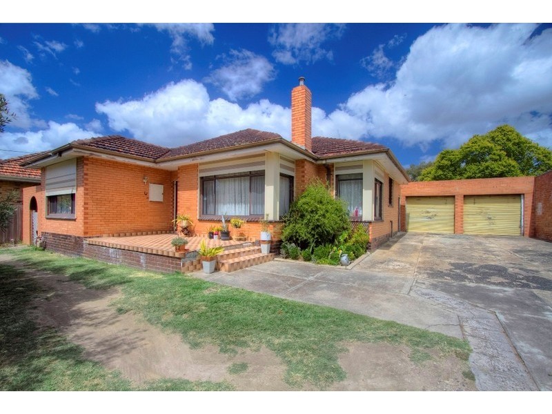 32 Grace Avenue, Dandenong VIC 3175