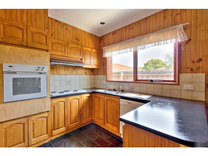 4 Tara Place, Dandenong North VIC 3175