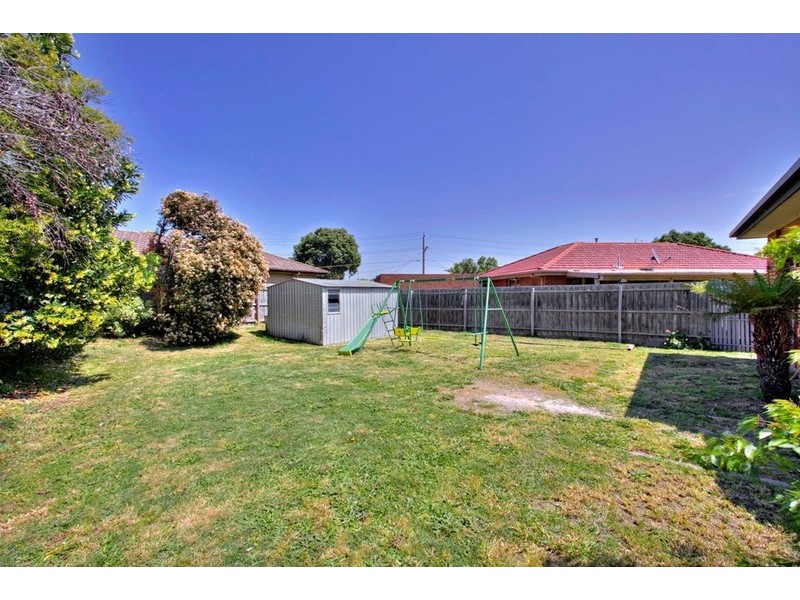 4 Tara Place, Dandenong North VIC 3175