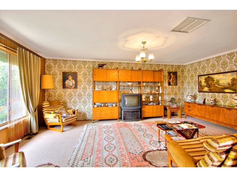 7 Bellbrook Drive, Dandenong North VIC 3175