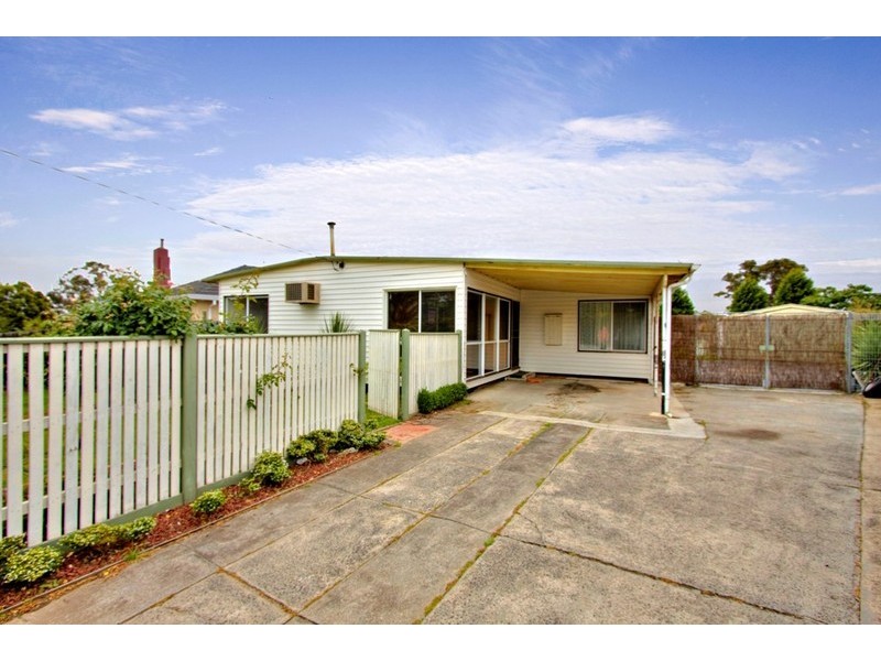 13 McLennan Street, Eumemmerring VIC 3177