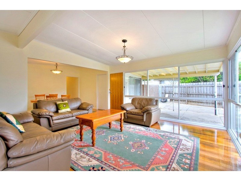 13 McLennan Street, Eumemmerring VIC 3177