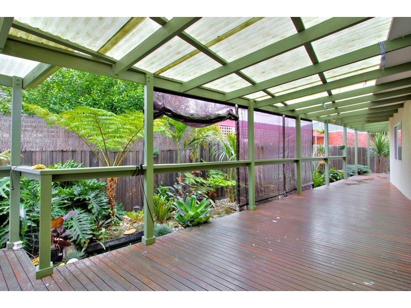 13 McLennan Street, Eumemmerring VIC 3177