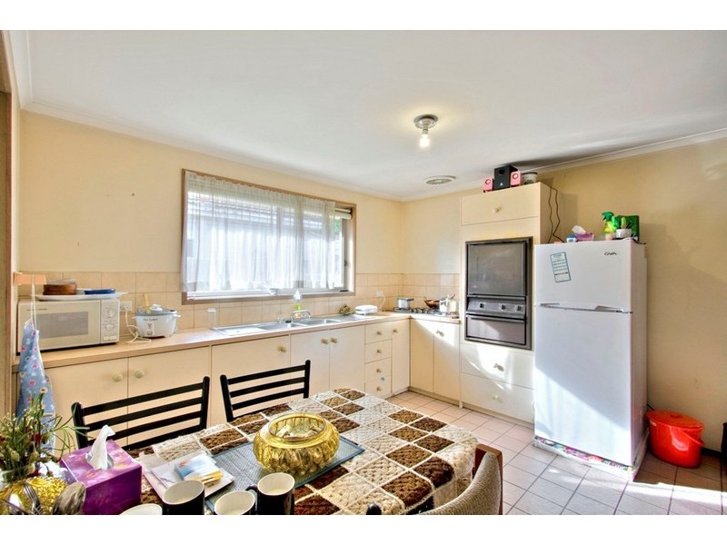 1/52 Cleeland Street, Dandenong VIC 3175