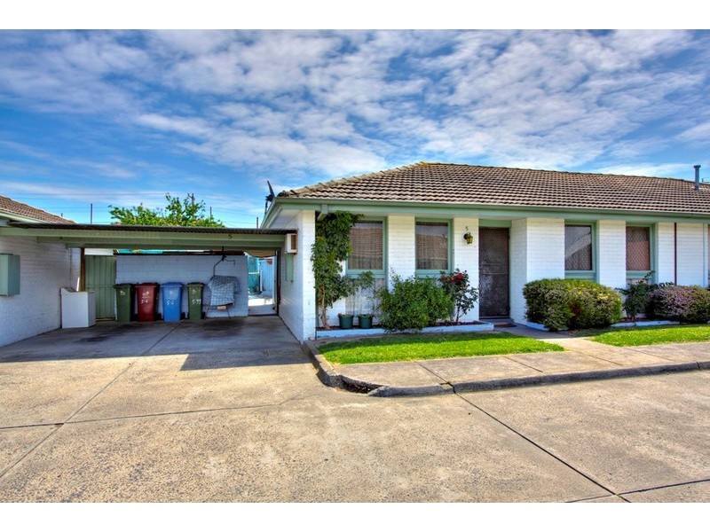 Unit 5/99  Kirkham Road, Dandenong VIC 3175