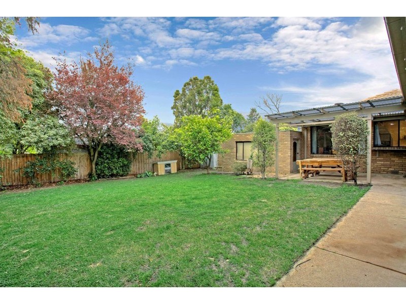 2 Hampton Court, Dandenong North VIC 3175