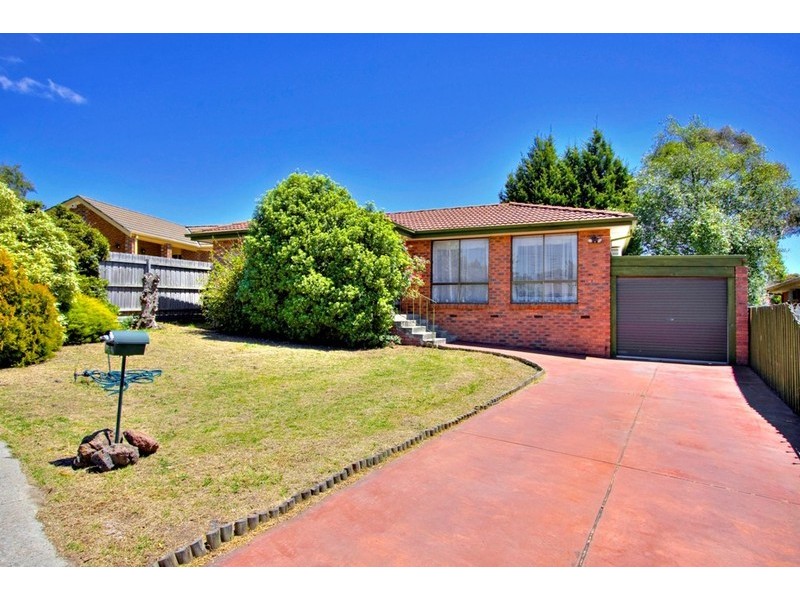 2 Redleap Court, Endeavour Hills VIC 3802