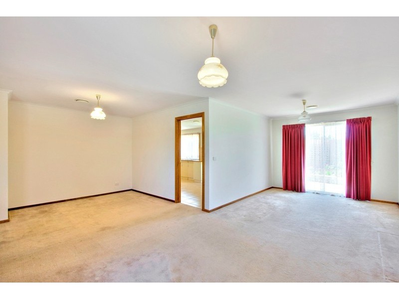 Unit 11/8-10 Belgrave-Hallam Road, Hallam VIC 3803