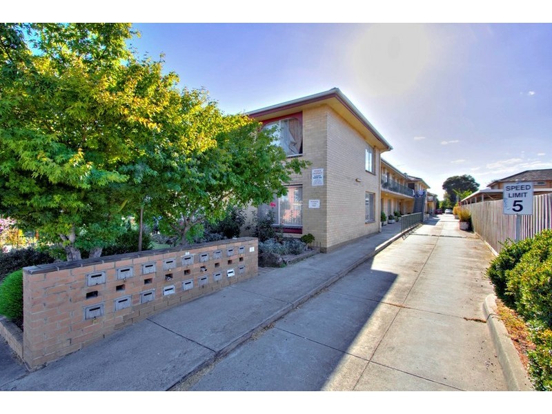 11/31 Stud Road, Dandenong VIC 3175