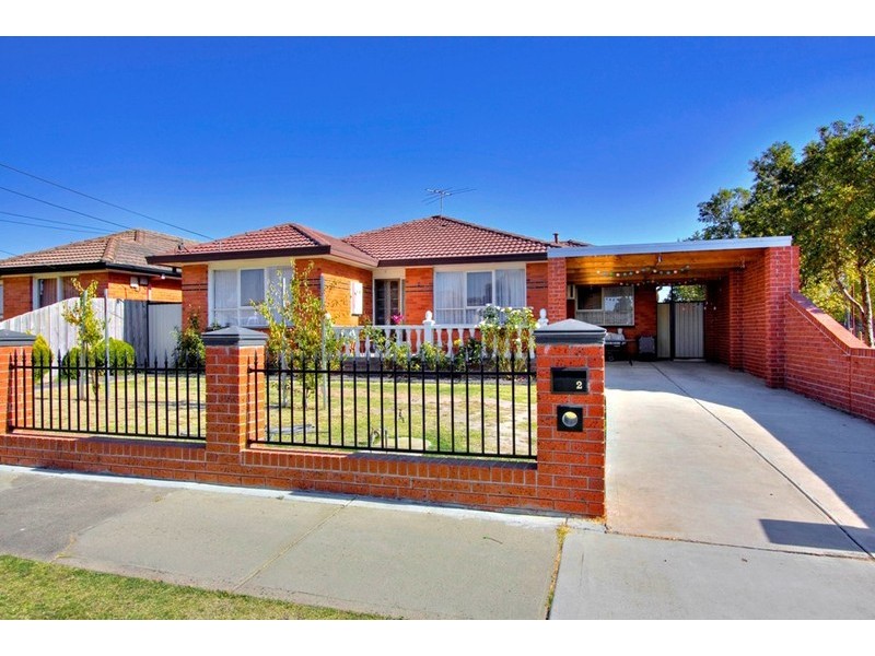 2 Sunset Grove, Dandenong VIC 3175