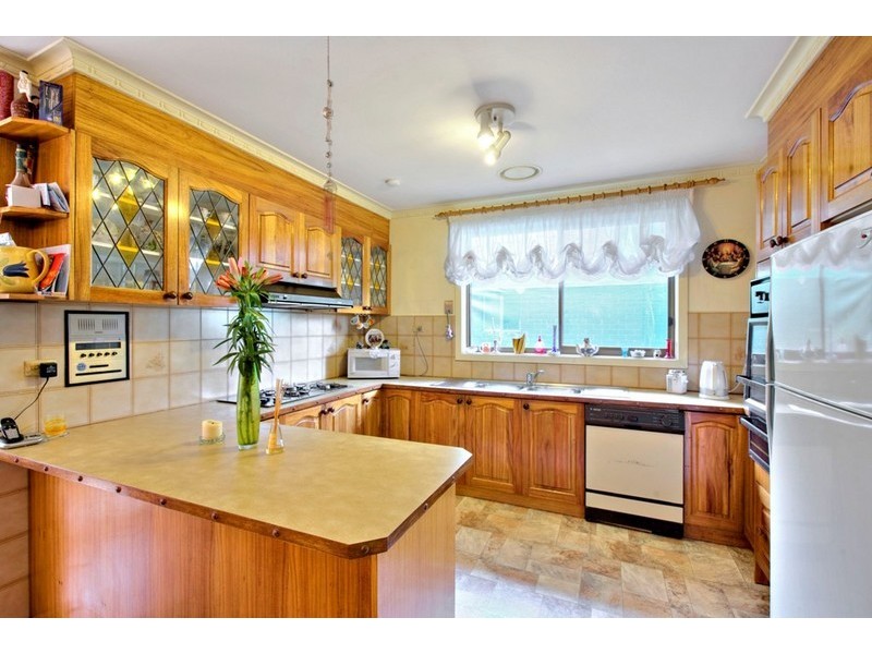 40 Burchall Grove, Dandenong North VIC 3175