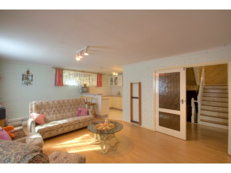 40 Burchall Grove, Dandenong North VIC 3175