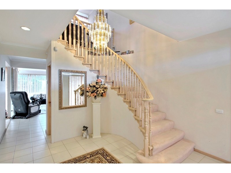 12 Rodeo Court, Endeavour Hills VIC 3802