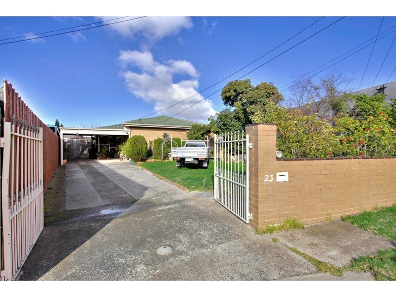 23 Barron Court, Dandenong North VIC 3175
