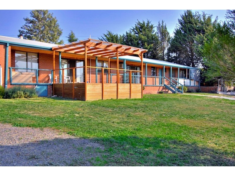 305 Belgrave-Hallam Road, Narre Warren North VIC 3804