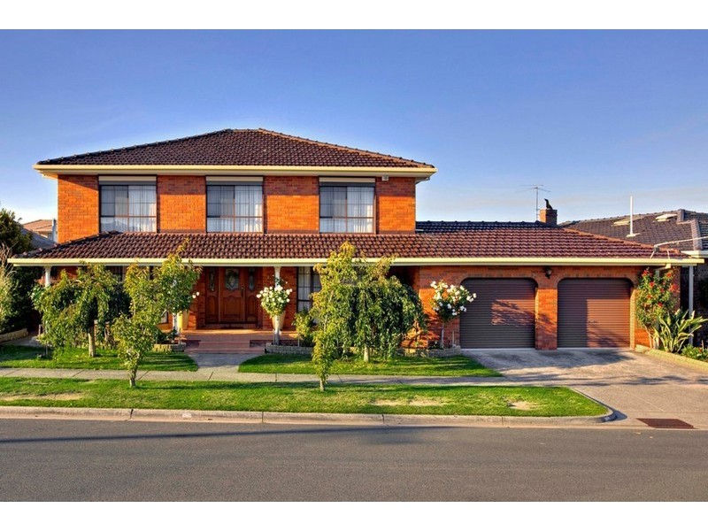 2 Huckson Rise, Dandenong North VIC 3175